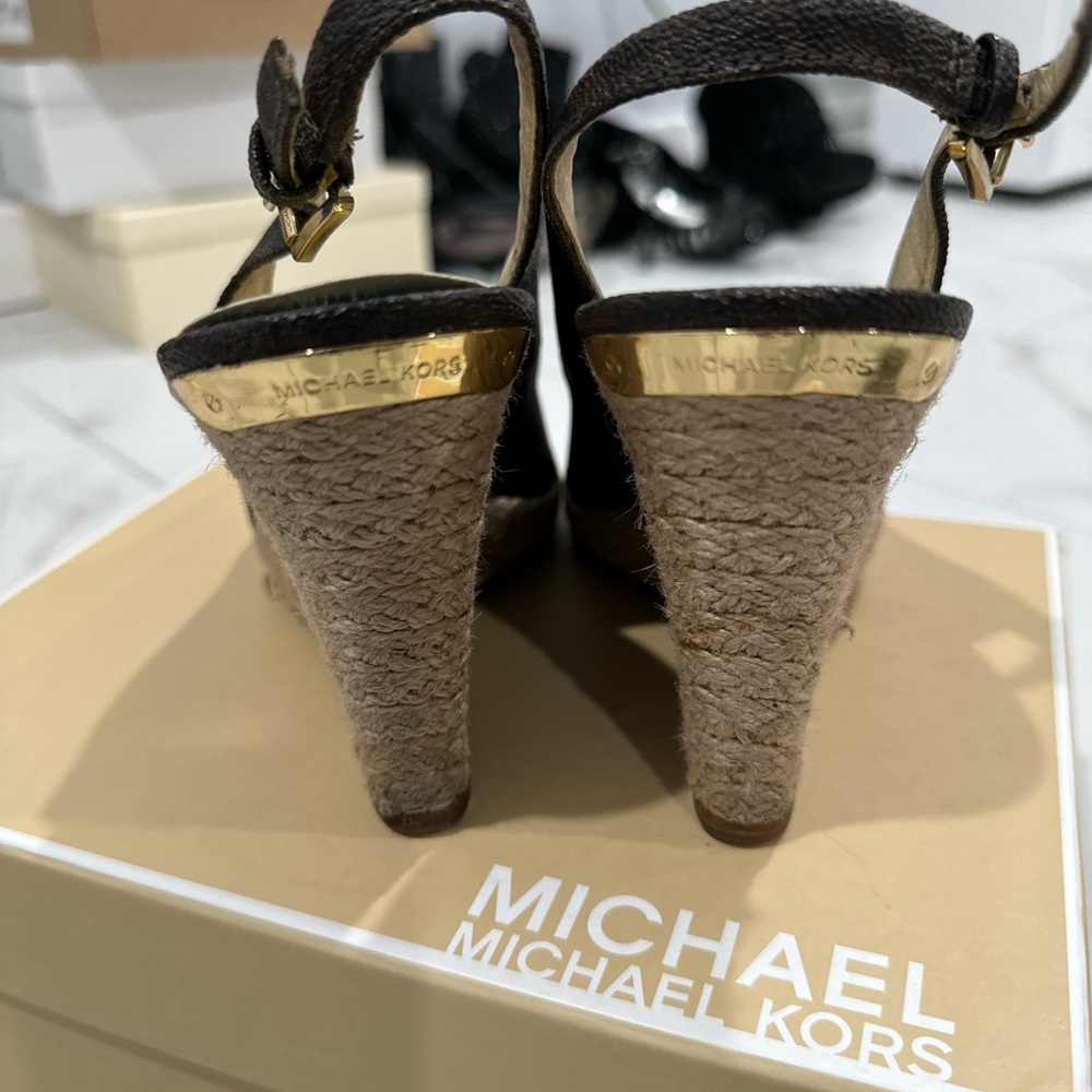 Michael Kors wedges - Picture 4 of 8